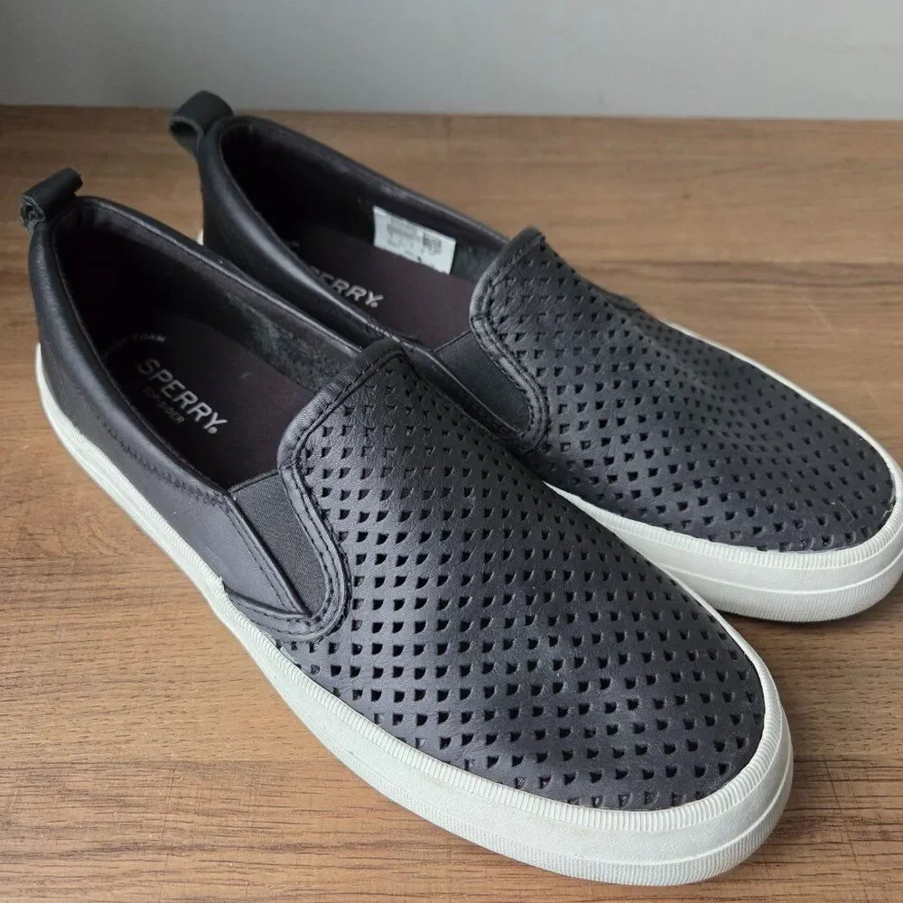 EUC SPERRY TOP SIDER BLACK GENUINE LEATHER UPPER PERFORATED SHOES SIZE 9 WOMENS